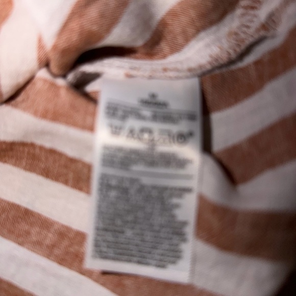 Old Navy Women’s Tan and White Striped Shirt - Picture 4 of 5